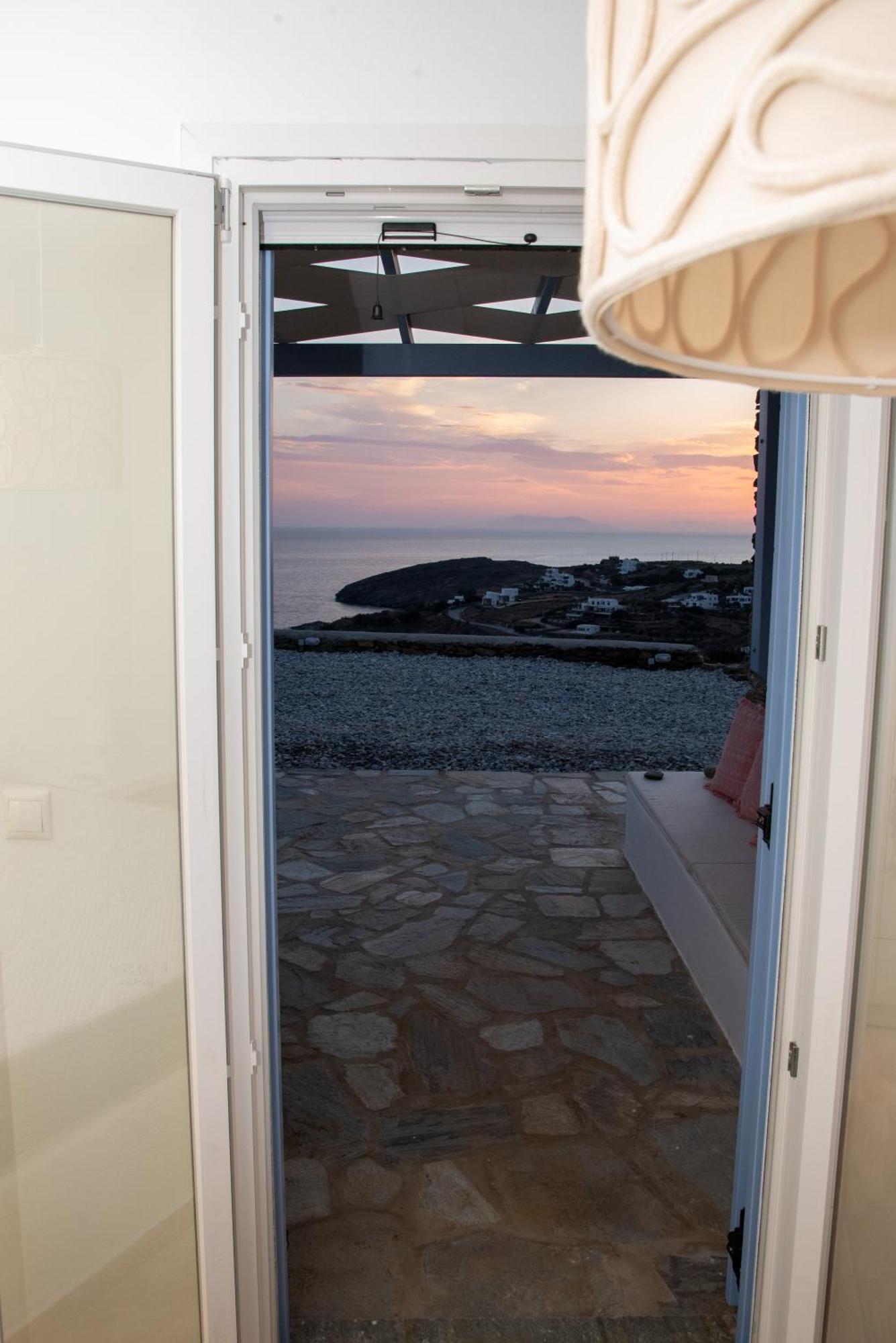 Iliopetra Residence Agios Romanos Exterior foto